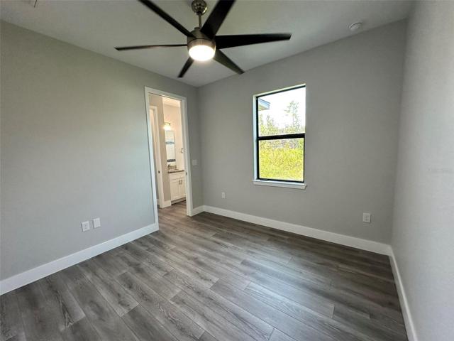 Guest bedroom 1