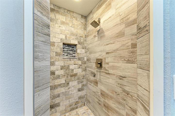 Main bath with shower