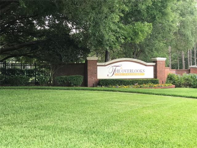 Entrance sign