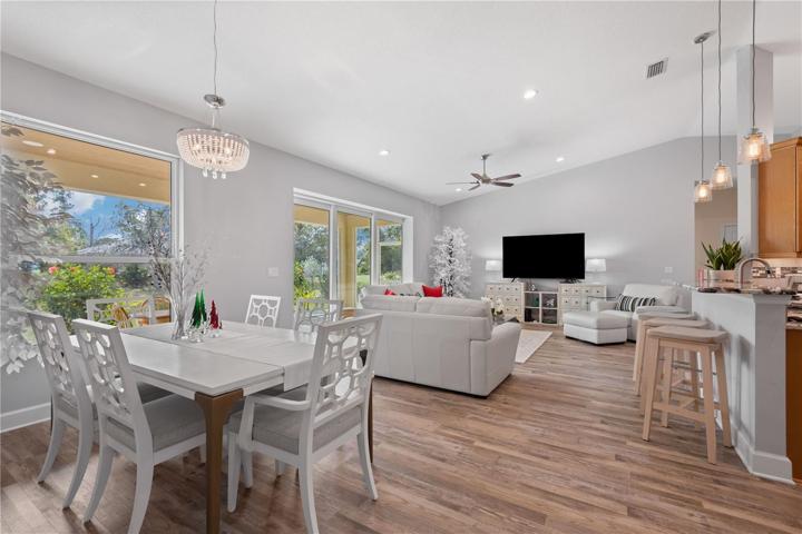 Possibility of the second dining room