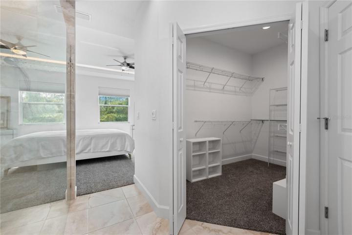 Walk-in closet