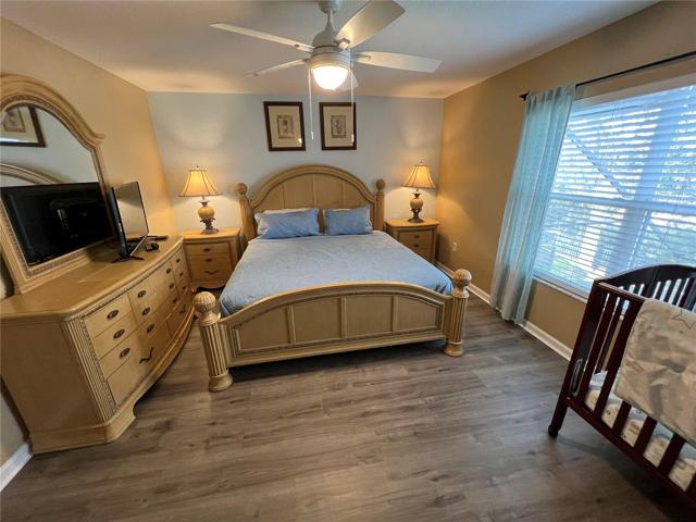 Upstairs King Bedroom