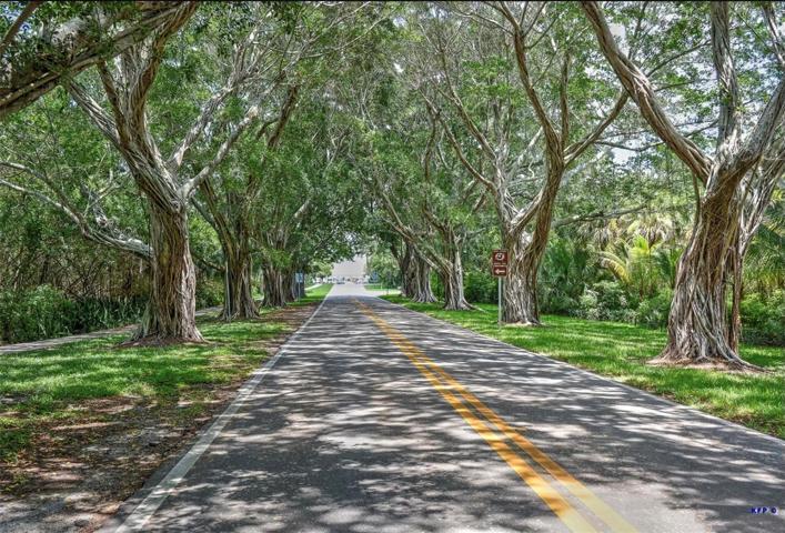 SCHEDULE YOUR SHOWING TODAY! Don't Let This Home Get Away - Enjoy the Drive as this Home is a Must See for Yourself!