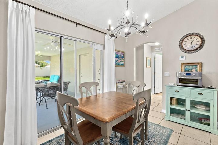 breakfast room
