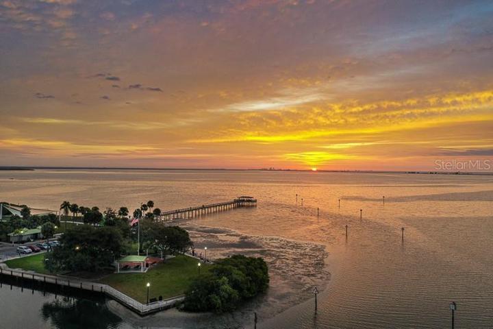 Downtown Safety Harbor park pier and marina