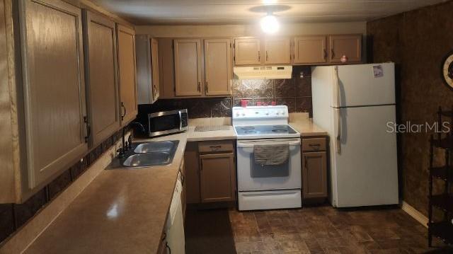 Kitchen.1
