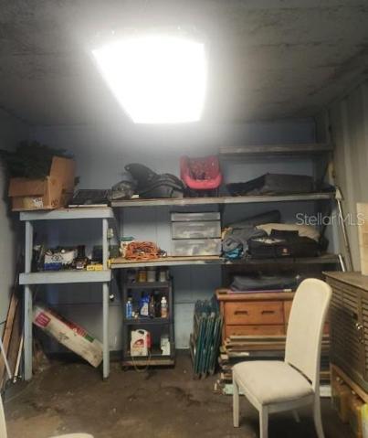 Interior Garage.1