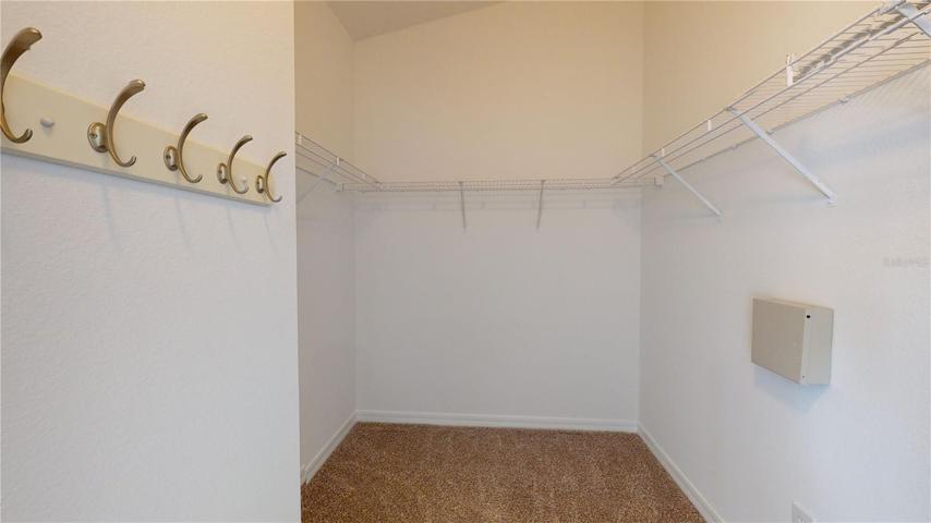 Walk-in closet