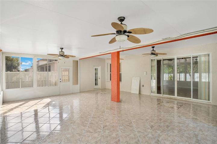 Having a party? With this massive Florida room, you could host the most of the neighborhood!