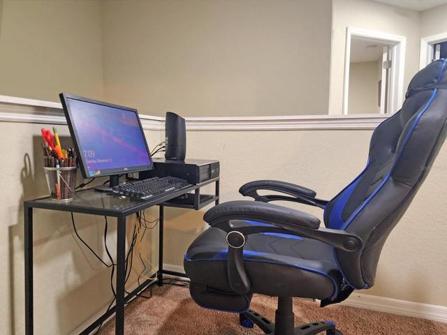 Office/Loft area