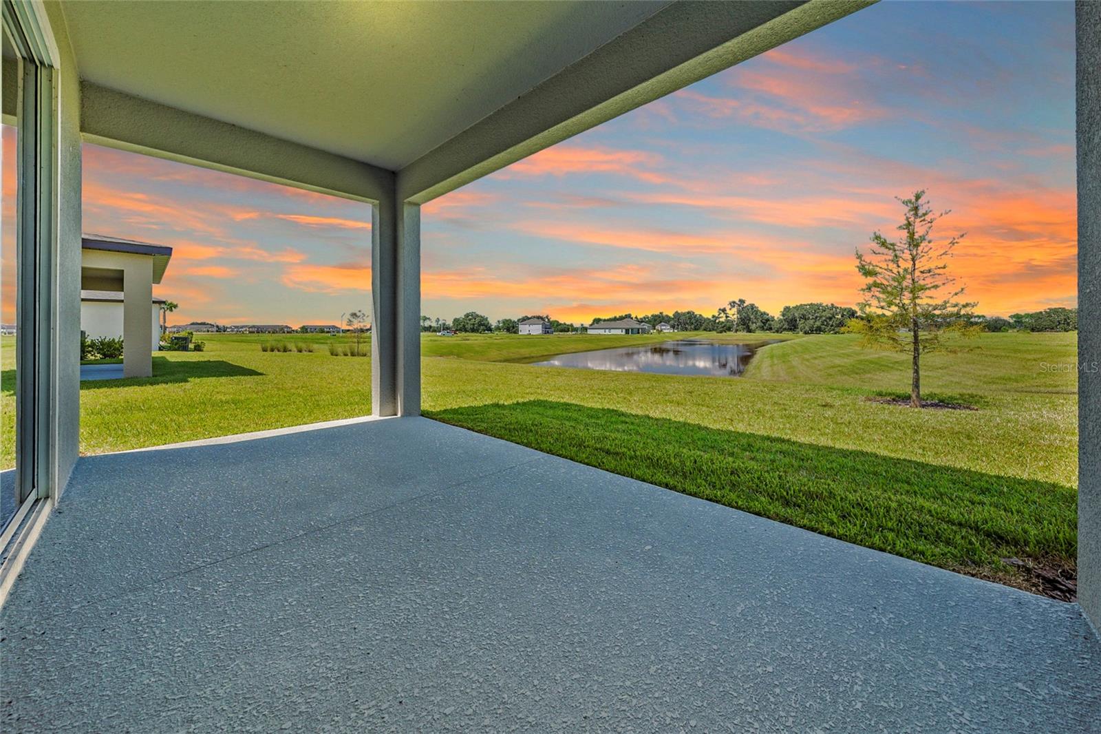 REAR LANAI
