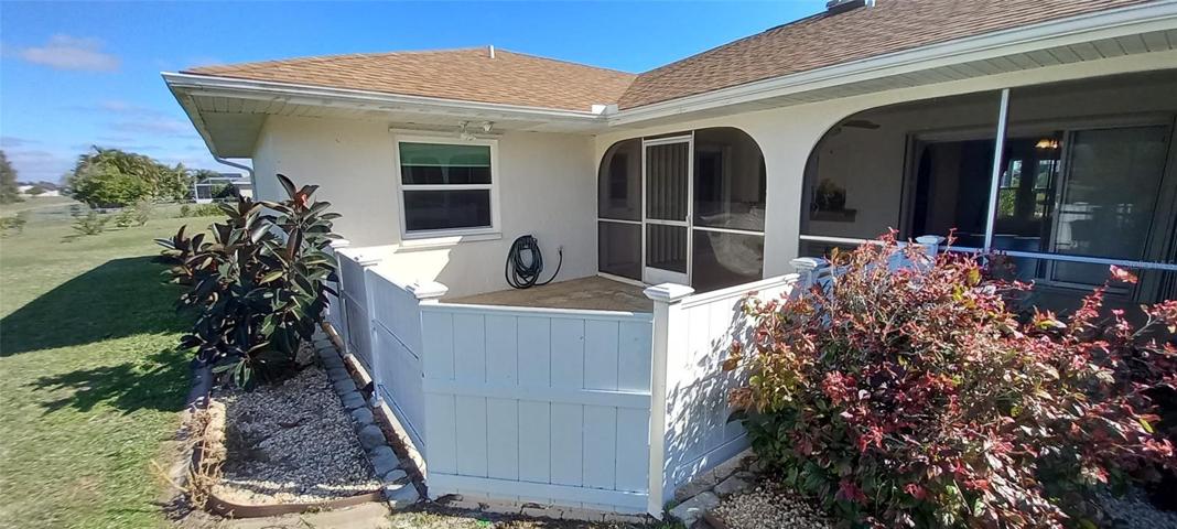 Concrete patio outside lanai