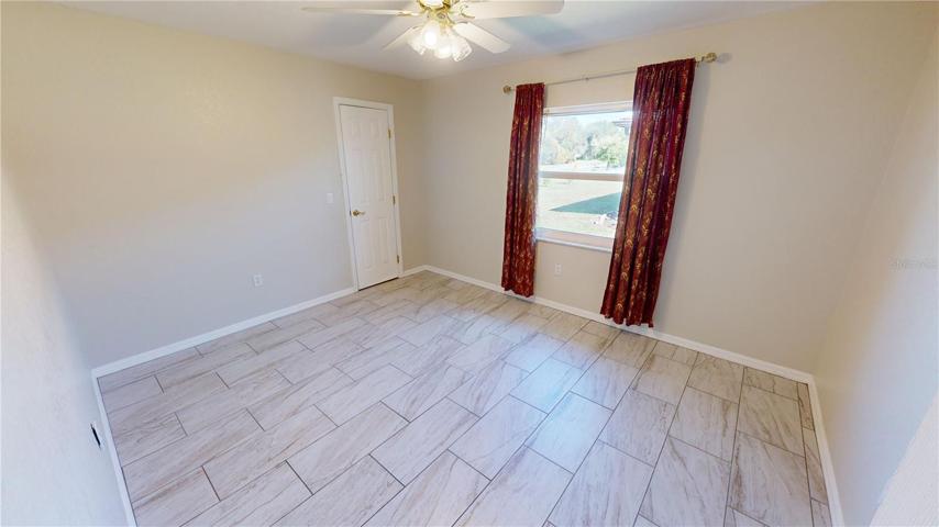 Guest bedroom