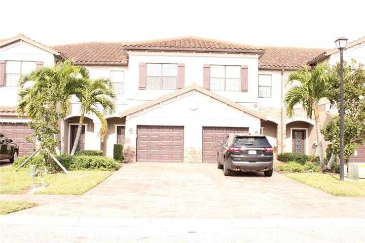 Front of townhome