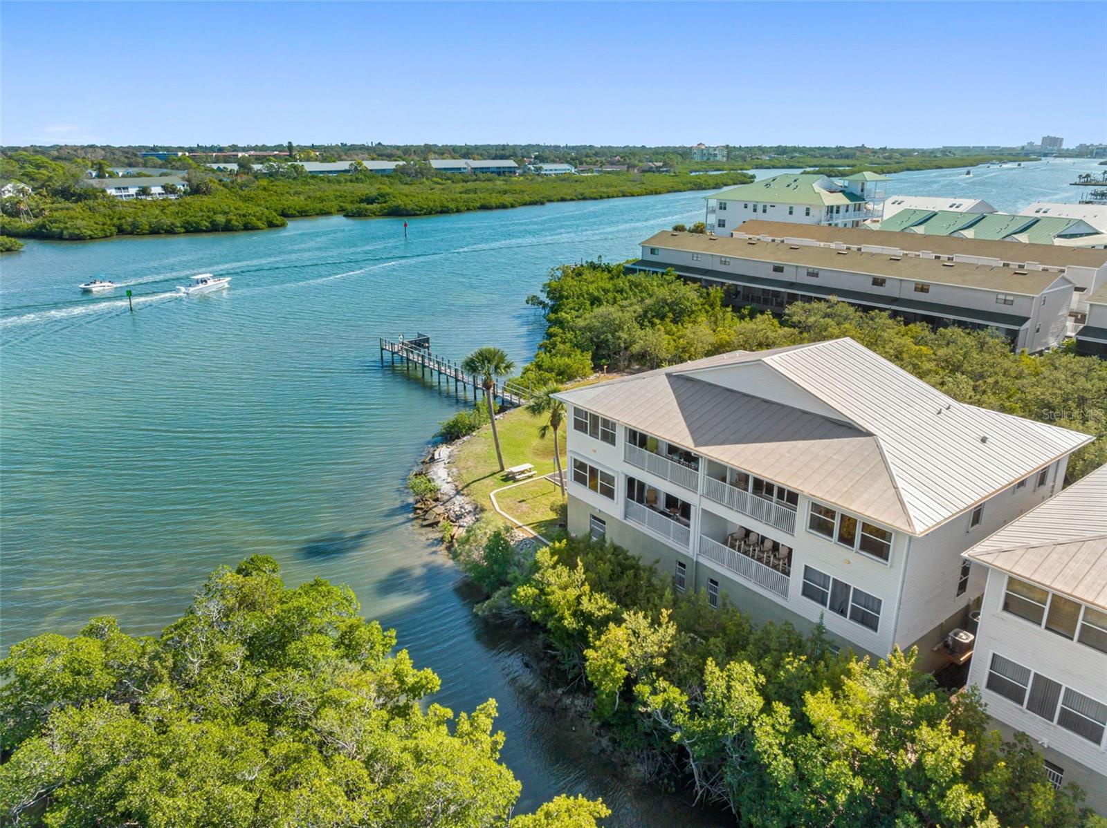 Indian Shores, Florida 33785, 2 Bedrooms Bedrooms, 0 ,2 BathroomsBathrooms,Residential Lease,For Rent,GULF,0,U8223907