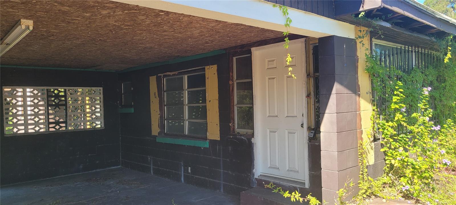 Lakeland, Florida 33811, 3 Bedrooms Bedrooms, 0 ,1 BathroomBathrooms,Residential,For Sale,LILY,0,U8223916