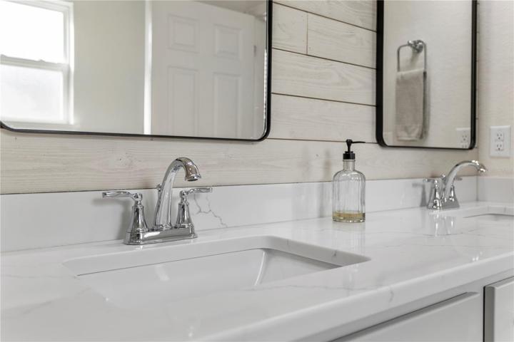 Owner's Bath