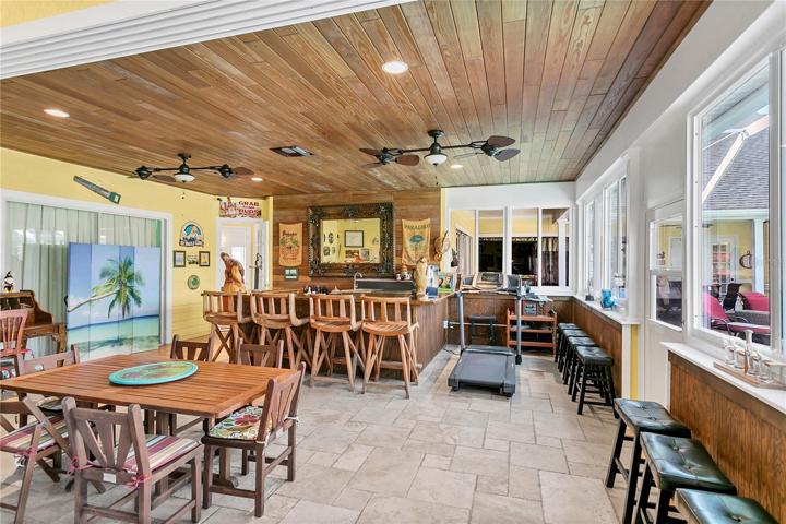 ENCLOSED FLORIDA ROOM