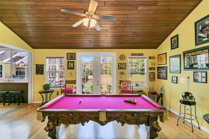 GAME ROOM / FLEX SPACE