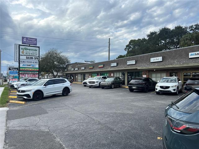 STRIP CENTER
