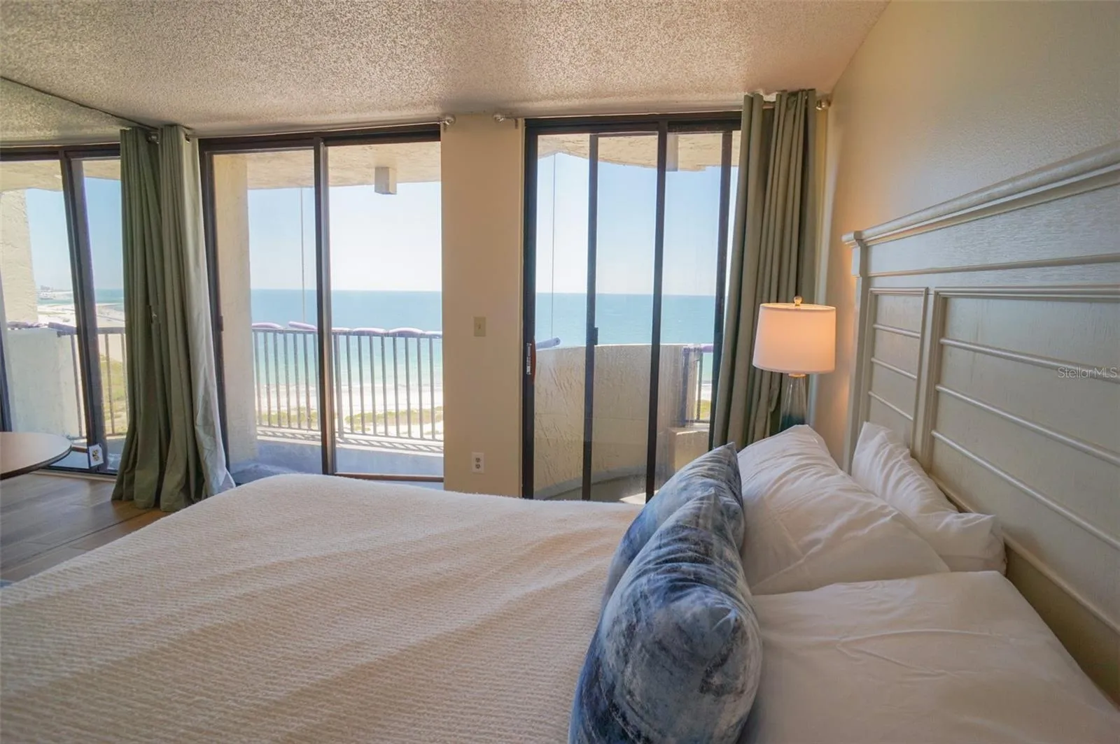 Clearwater, Florida 33767, 2 Bedrooms Bedrooms, 0 ,2 BathroomsBathrooms,Residential Lease,For Rent,GULF,0,U8224069