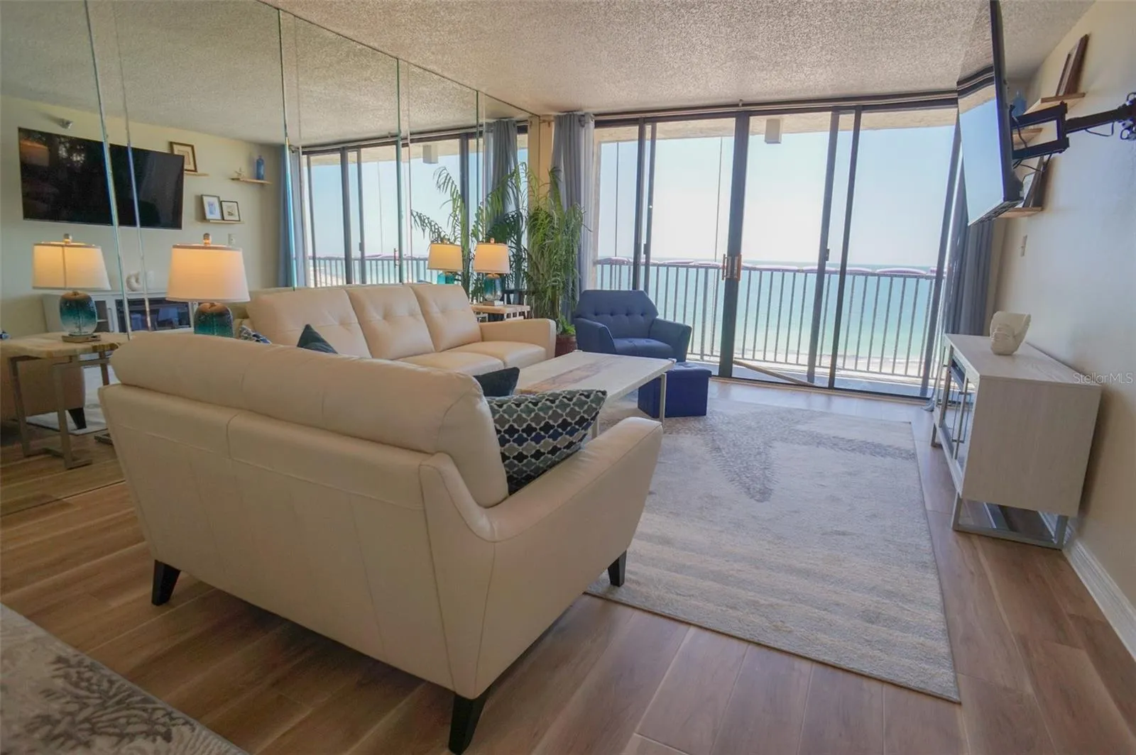 Clearwater, Florida 33767, 2 Bedrooms Bedrooms, 0 ,2 BathroomsBathrooms,Residential Lease,For Rent,GULF,0,U8224069