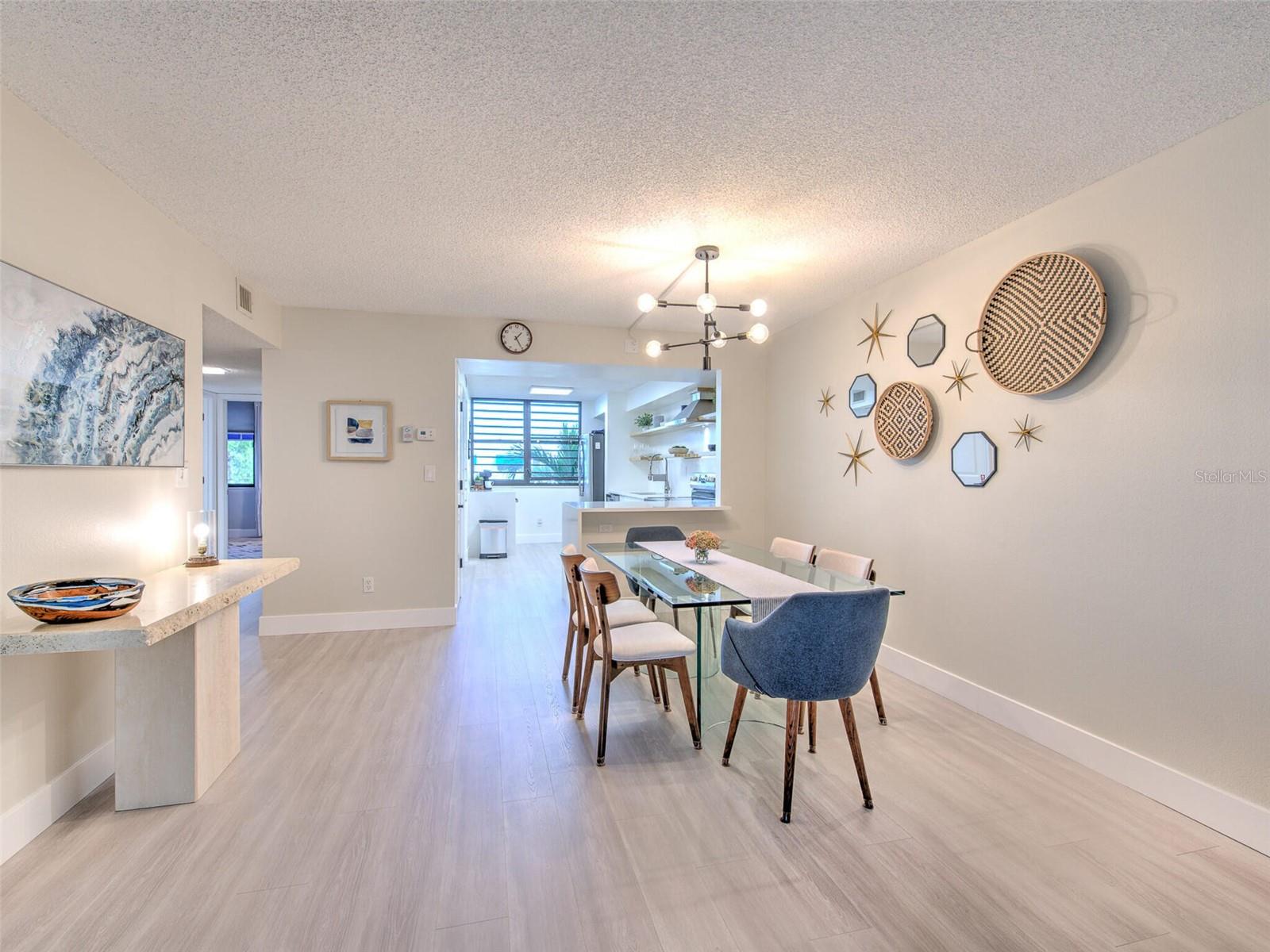 Longboat Key, Florida 34228, 2 Bedrooms Bedrooms, 0 ,2 BathroomsBathrooms,Residential Lease,For Rent,BAYPORT,0,T3492091