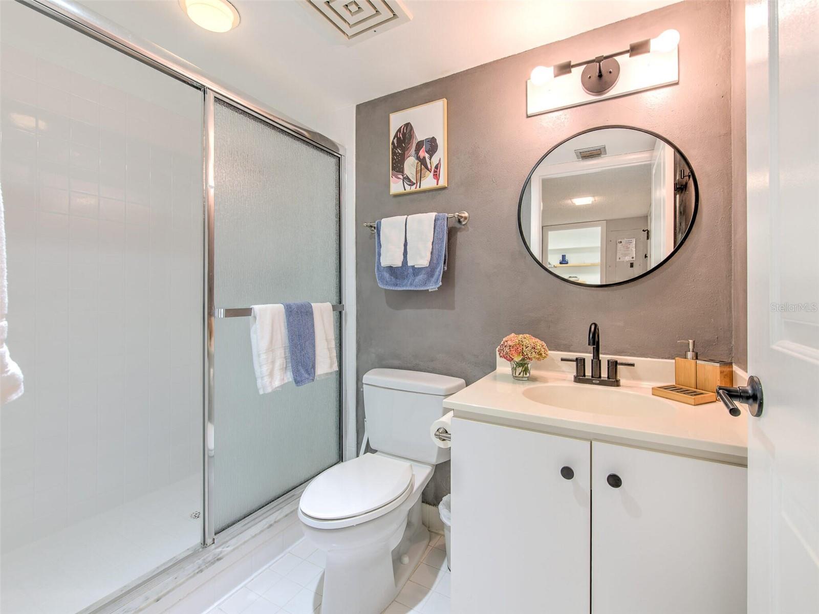 Longboat Key, Florida 34228, 2 Bedrooms Bedrooms, 0 ,2 BathroomsBathrooms,Residential Lease,For Rent,BAYPORT,0,T3492091