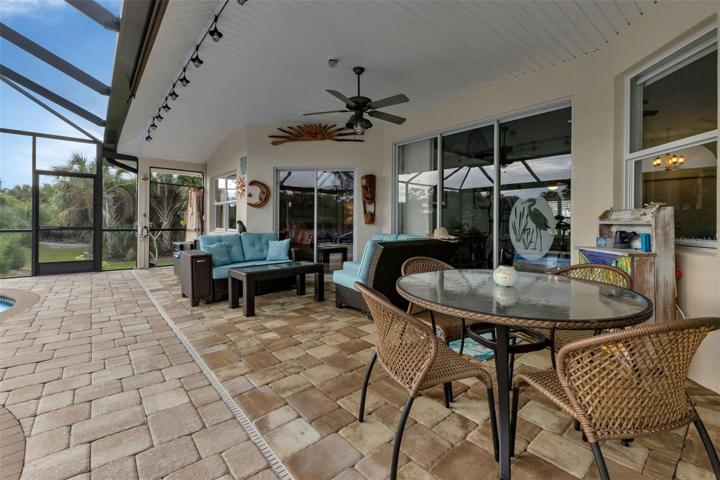 master bedroom entrance from lanai