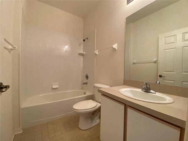 Guest Bathroom with Shower Tub Combo