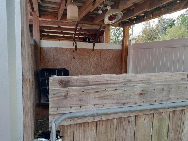 Horse stall