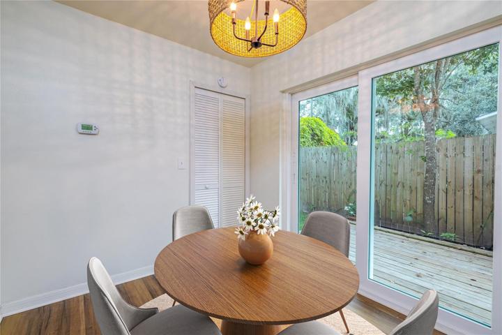 Breakfast Nook
