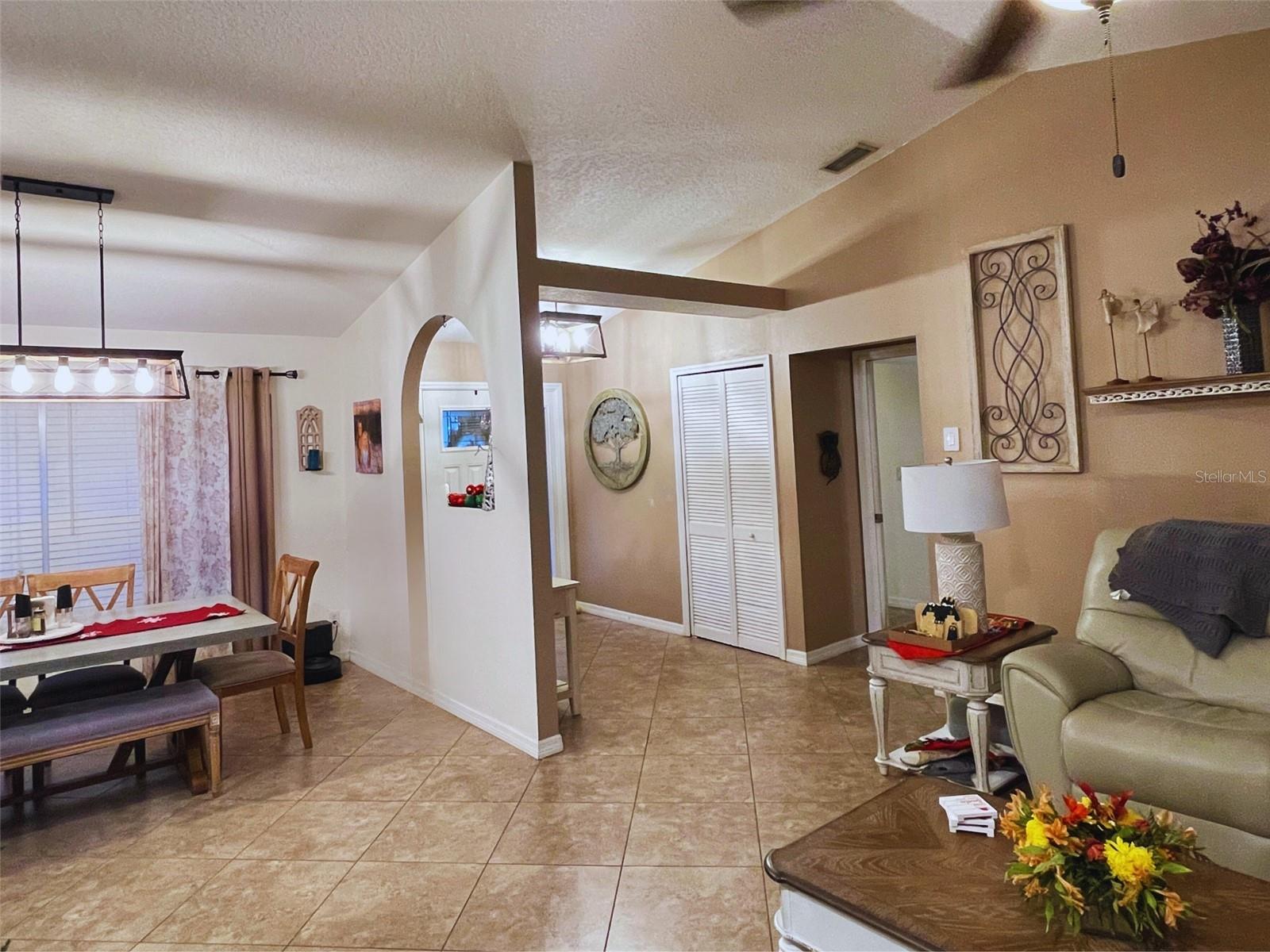4672 32ND CT E, BRADENTON, FL 34203
