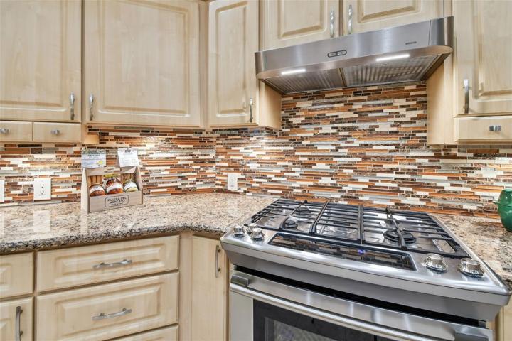 5 burner gas range.