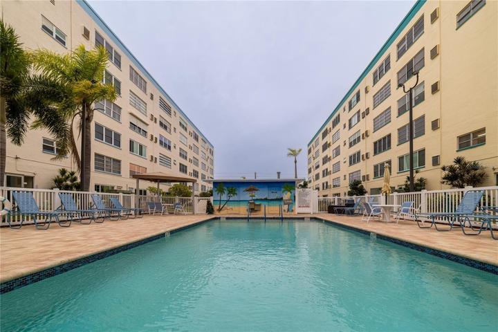 Pool Closest to the Jameson Building