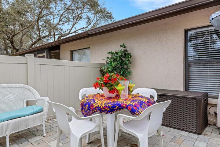 Plenty of room to entertain outside!