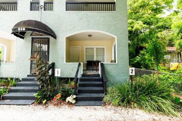 Front porch on one of the four apartments.