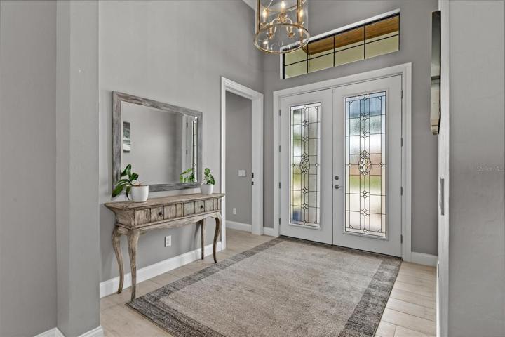 Nice wide front entryway.