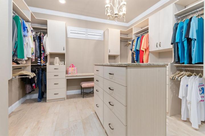 Store space galore!
