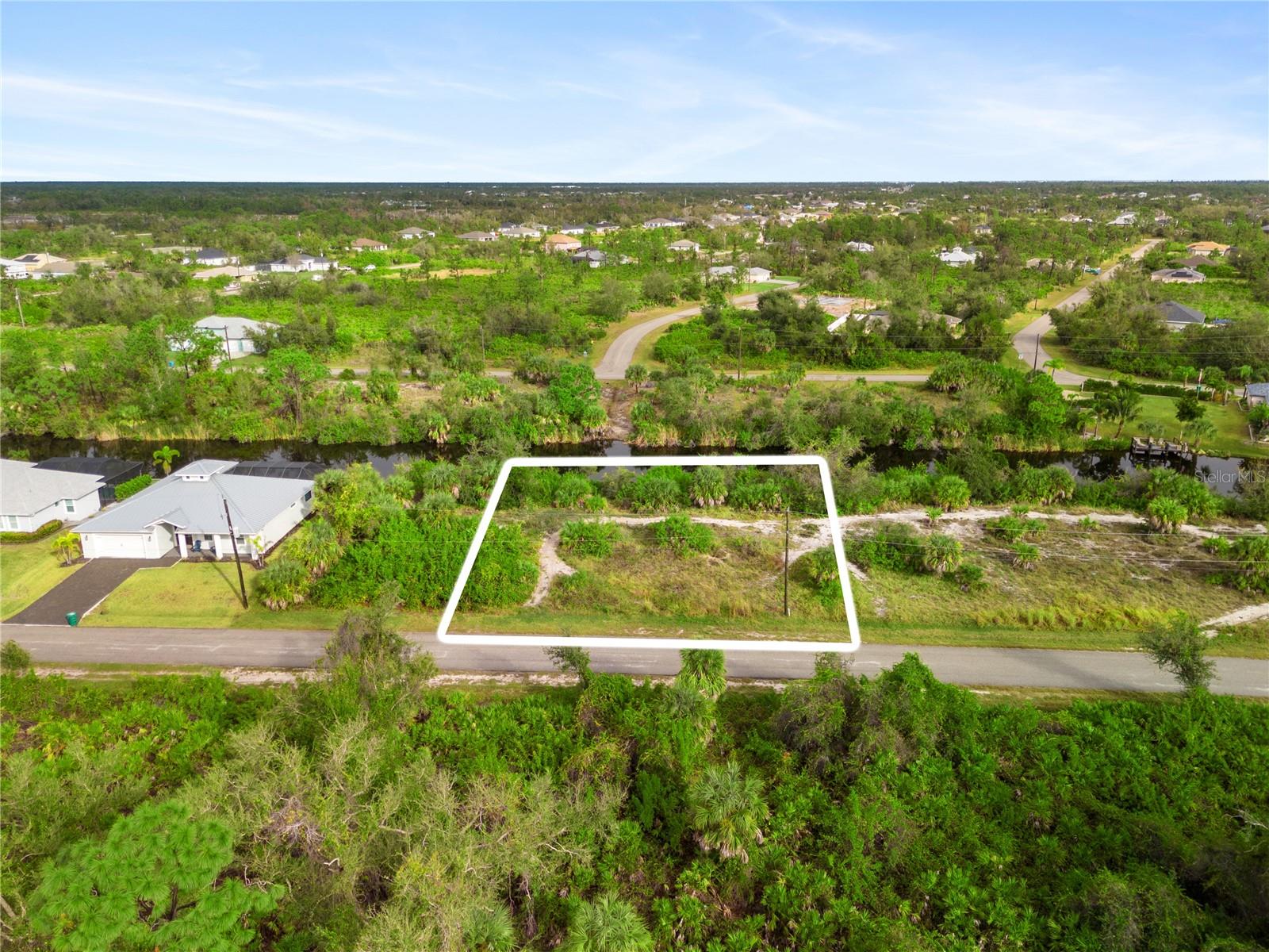 Port Charlotte, Florida 33981, 0 , 0 ,0,Land,For Sale,AMARYLLIS,0,D6133877