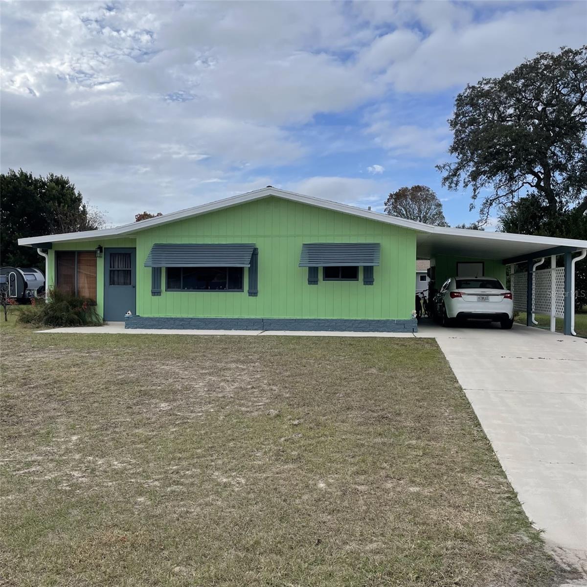 Ocala, Florida 34481, 2 Bedrooms Bedrooms, 0 ,2 BathroomsBathrooms,Residential,For Sale,98TH,0,OM669640