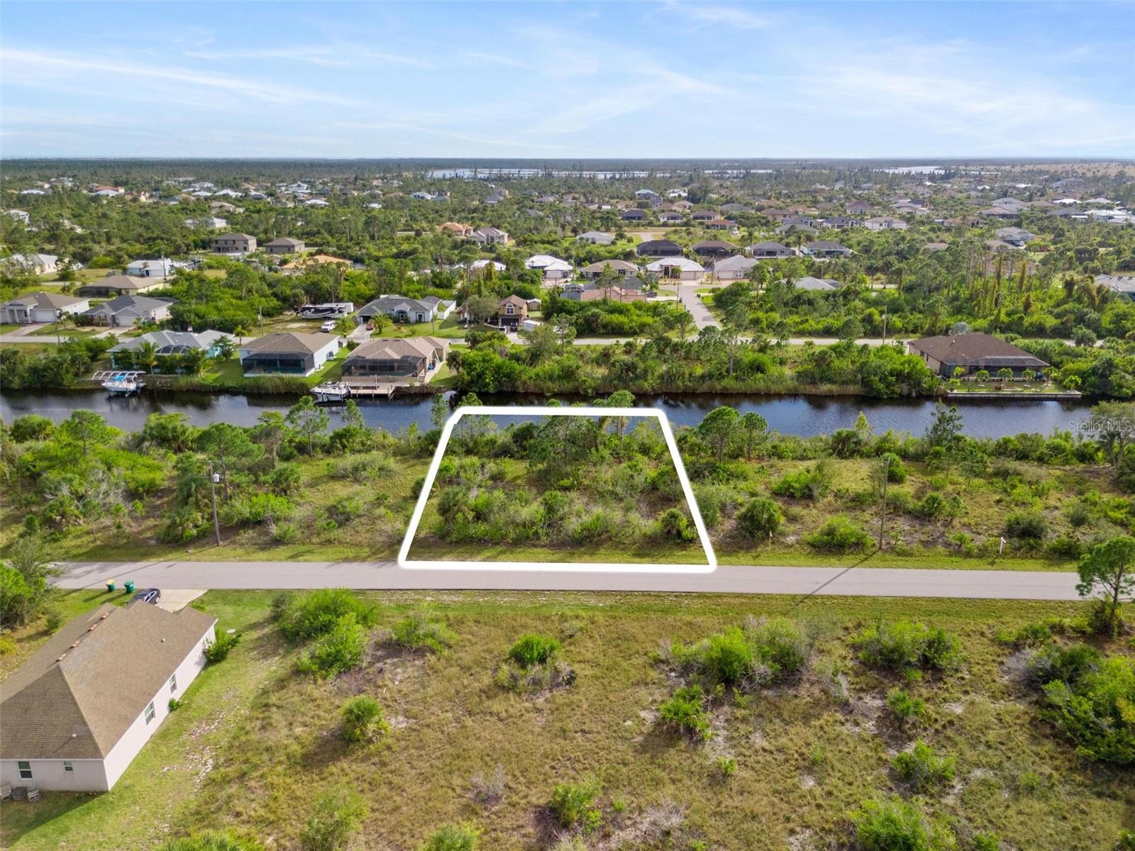 Port Charlotte, Florida 33981, 0 , 0 ,0,Land,For Sale,AMSTERDAM,0,D6133880