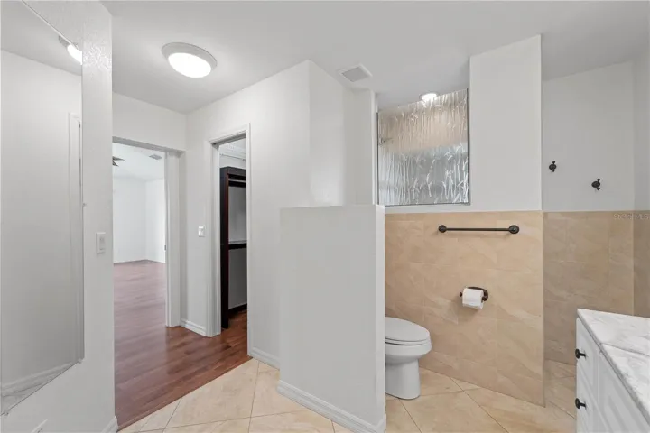 Primary 2 ensuite