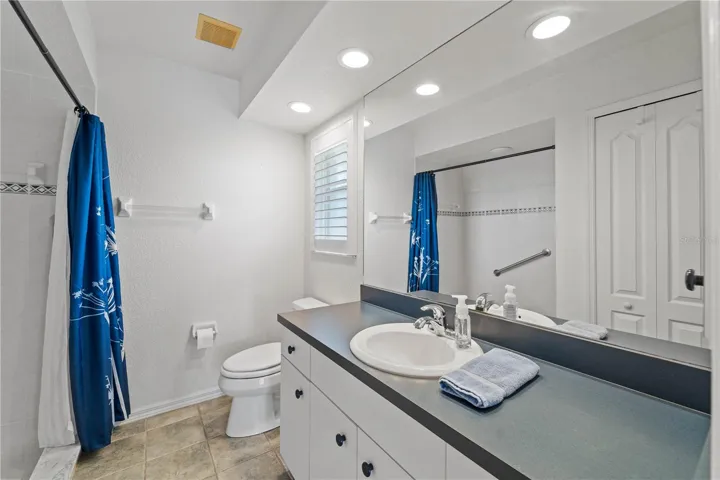Primary ensuite bath