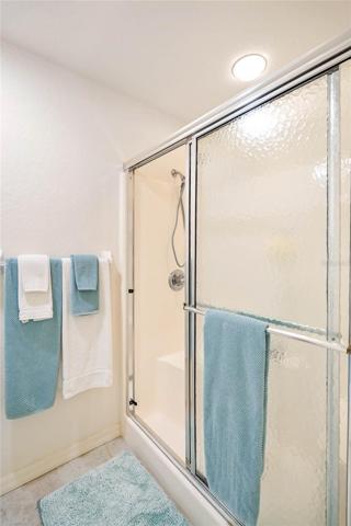 Double Built-in Shower Benches