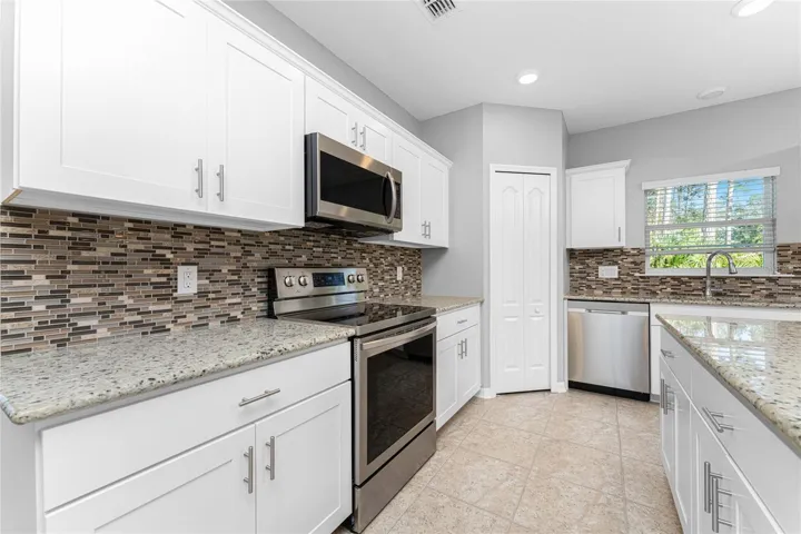 Kitchen 4