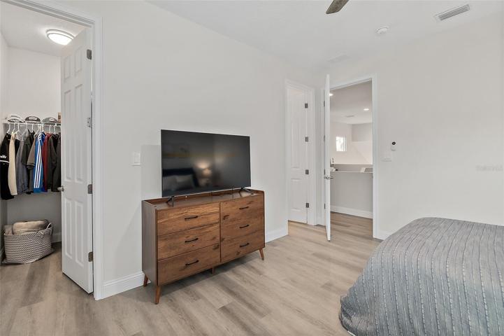 Bedroom 3 w/Walk-in Closet & Ensuite Bathroom