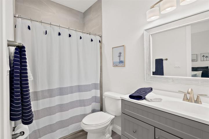 Ensuite Bathroom to Bedroom 3