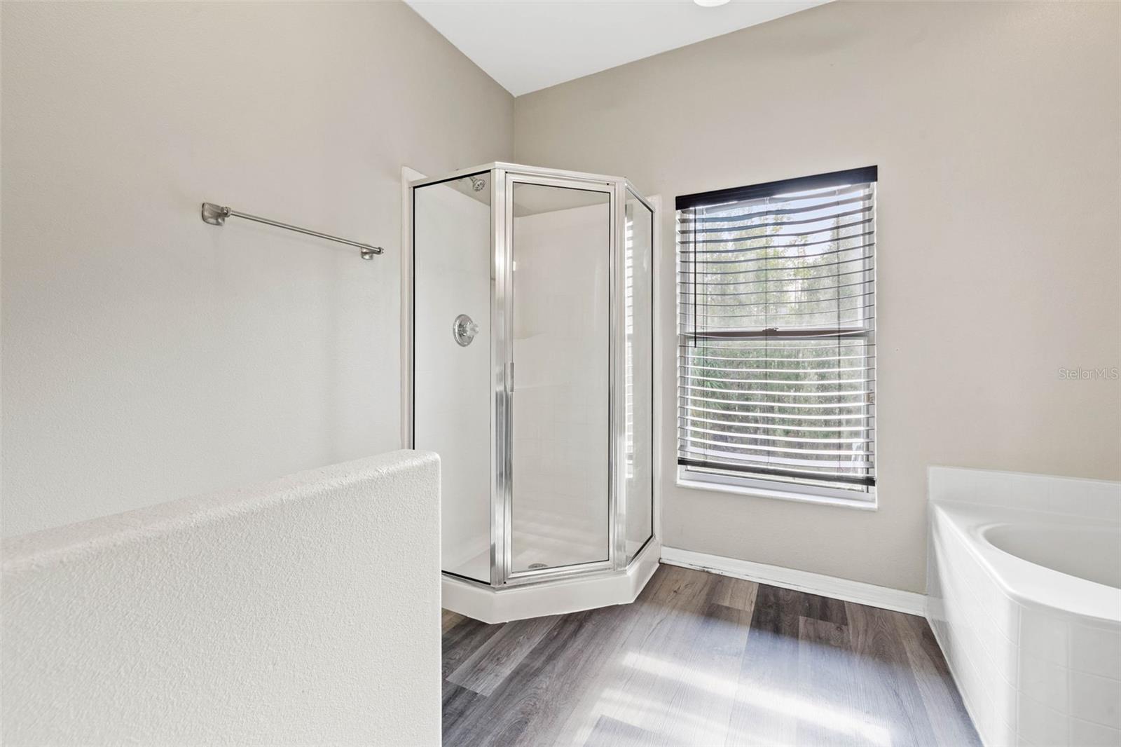 En Suite Bathroom Stall Shower