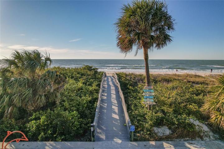 BEACH ACCESS ~ RIGHT ACROSS THE STREET!